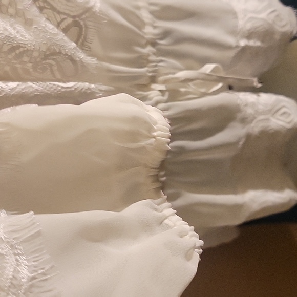 WHITE HOUSE BLACK MARKET BLOUSE - Picture 6 of 8